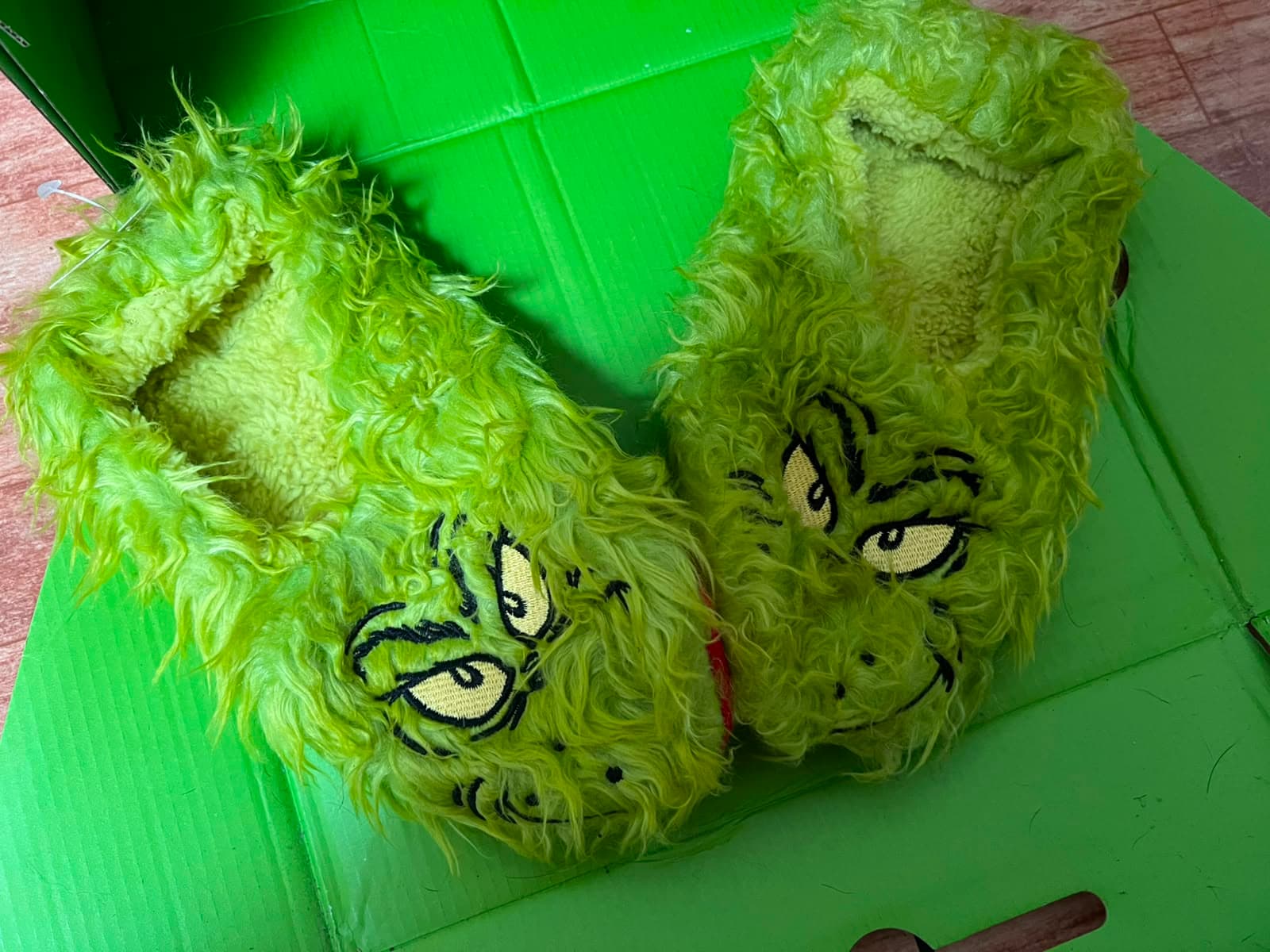 Pantuflas Térmicas Peluche El Grinch